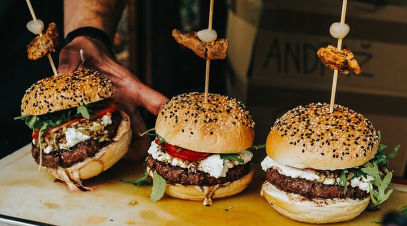 4 Hamburger recepten voor als je klaar bent met de basic burgers