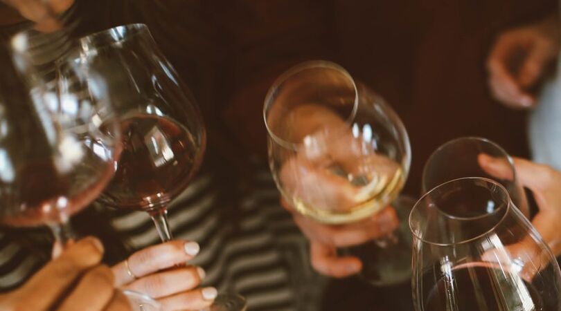 Kroegtijgers opgelet: je kunt nu een eigen opblaaskroeg in je tuin zetten