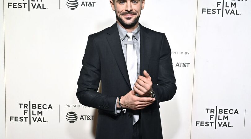 Zac Efron is na 10 maanden weer single na een breakup met Vanessa