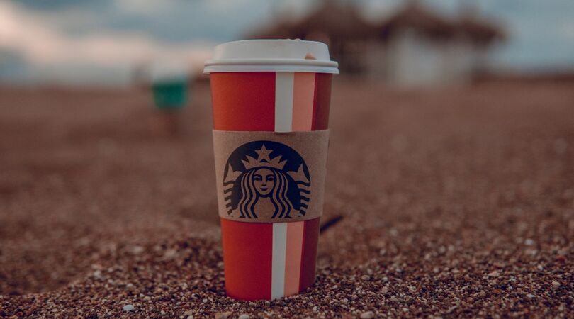 OMG: Starbucks komt met een Insta-perfecte drankjes en dit is waar je &lsquo;m kan halen