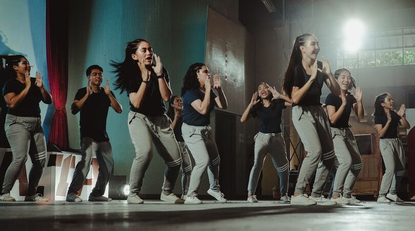 Let&rsquo;s dance! 6x de leukste dans work-out video&rsquo;s voor thuis