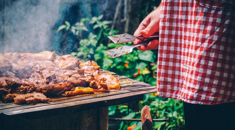 Dit zijn de lekkerste BBQ recepten voor de zomer van 2021