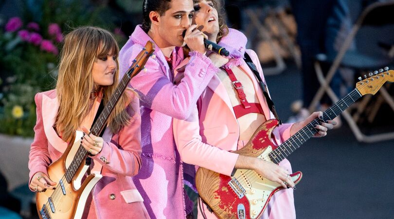 VIDEO: NikkiTutorials doet M&Aring;NESKIN&rsquo;s make-up