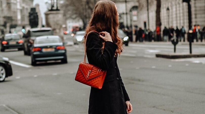 Van stiletto crocs tot vingerschoenen: vreemde creaties van designer merken op een rij