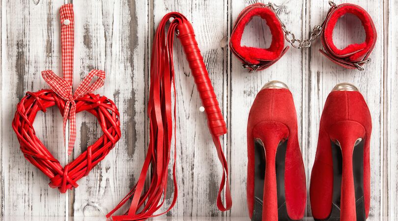 Amy (27) doet aan BDSM: &ldquo;Mijn vriend zegt tegen me wat ik moet doen en pakt me vaak hardhandig aan&rdquo;