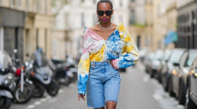 Denim bermuda&rsquo;s zijn helemaal terug en z&oacute; style je ze