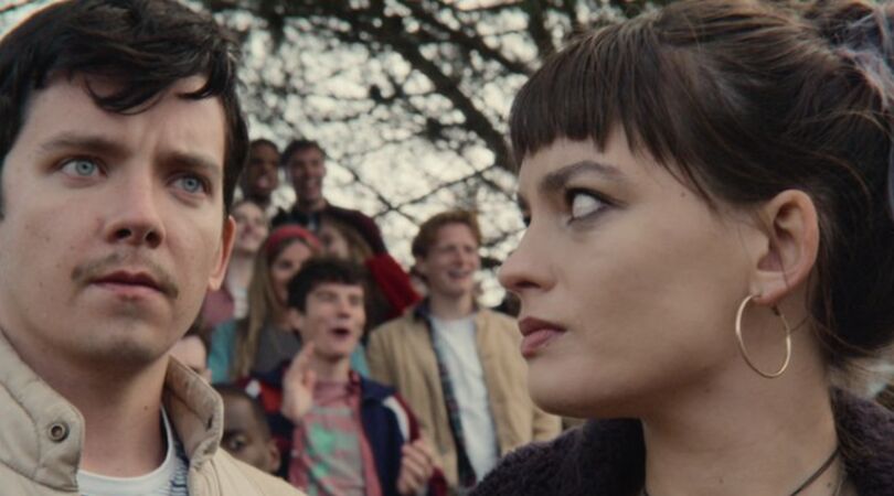 Yes! Er zijn nieuwe beelden van Netflix&rsquo; Sex Education seizoen 3