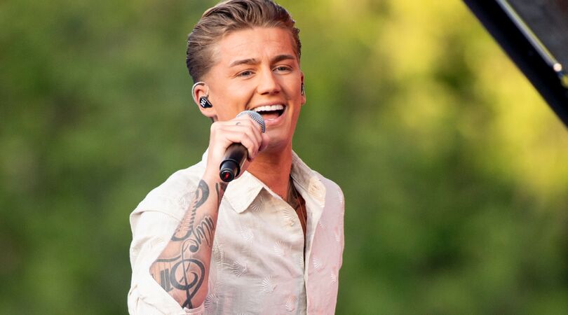 Dit is alles wat we weten over de vriendin van Mart Hoogkamer