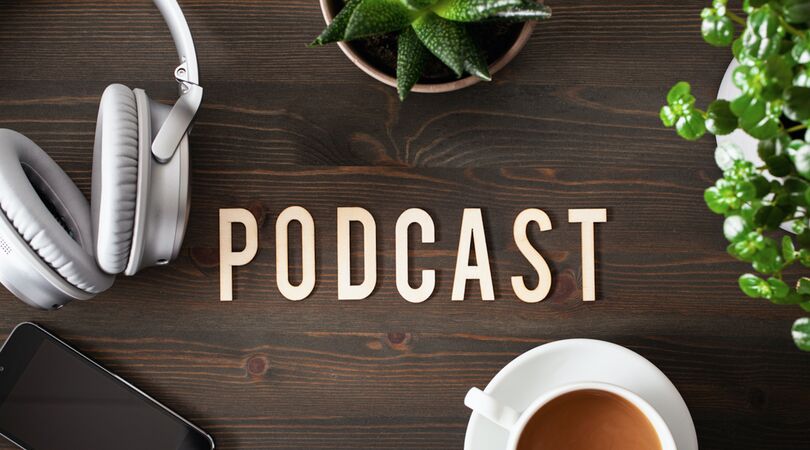 10 x leuke podcasts voor vrouwen op Spotify