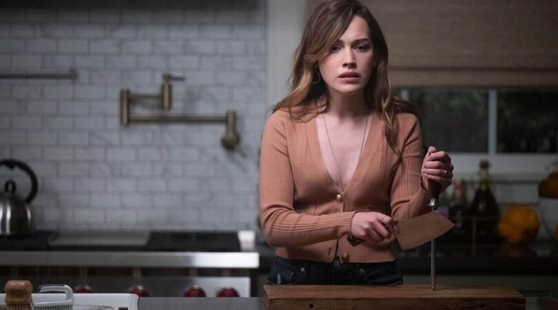 ZIEN: Victoria Pedretti en Dylan Arnold uit de Netflix-serie You zijn aan het daten