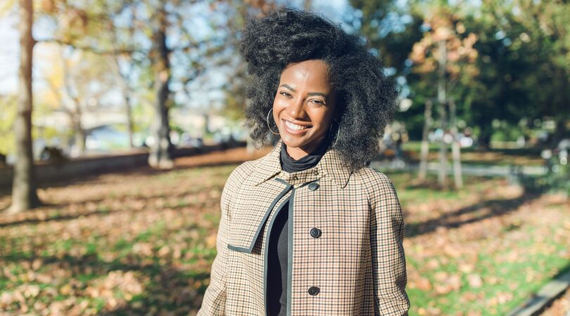 5x de mooiste lange tussenjassen onder de 75 euro