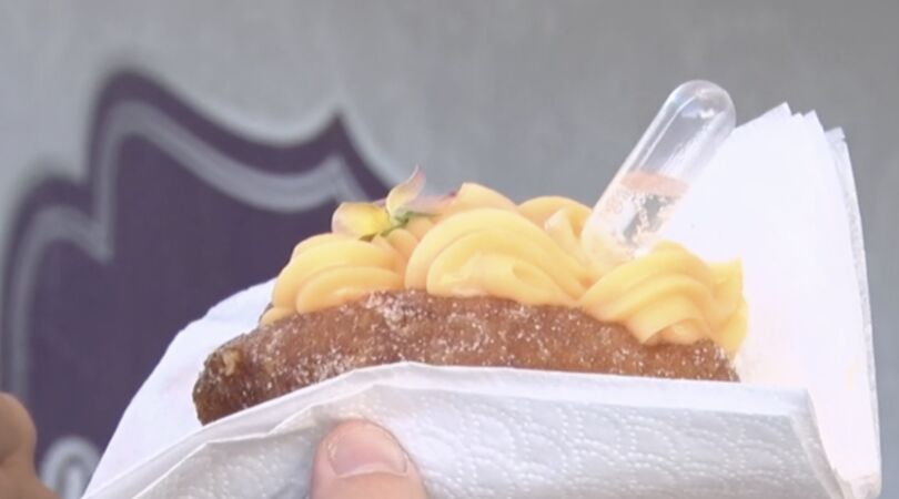 Deze Pornstar Martini-oliebol m&oacute;et je echt proberen met oud & nieuw!