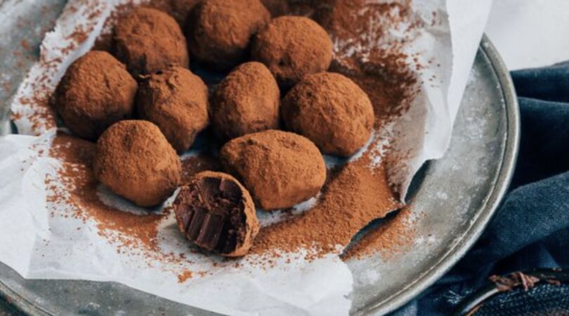Yummy: zo maak jij chocoladetruffels met maar twee ingredi&euml;nten!