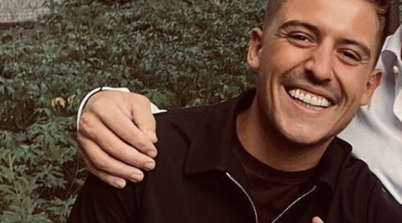 OMG: Lil Kleine is op vakantie gespot met deze dame van Love Island