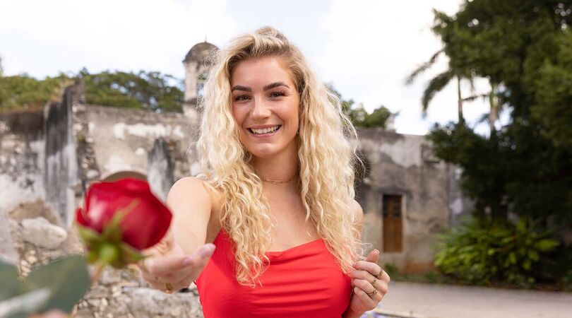 De Bachelors Karen openhartig over ongemakkelijke date met Thomas