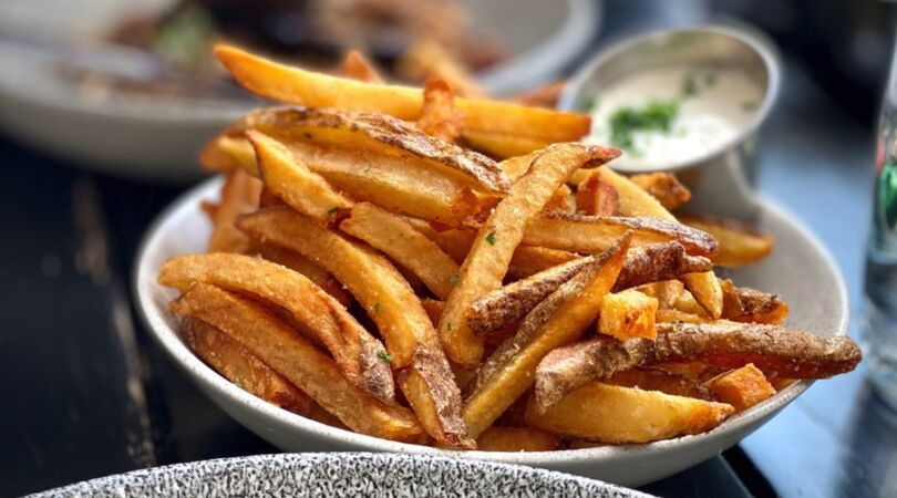 Is de airfryer nou &eacute;cht gezonder dan de frituurpan?