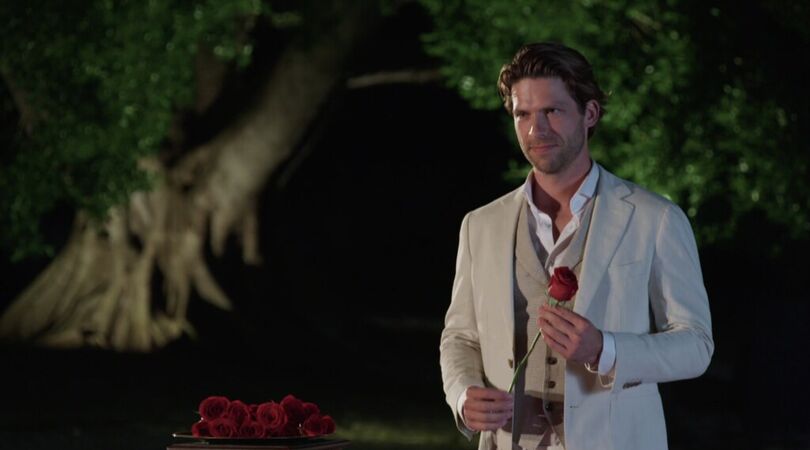 Wordt morgen (eindelijk) de eerste zoen uitgedeeld in De Bachelor?