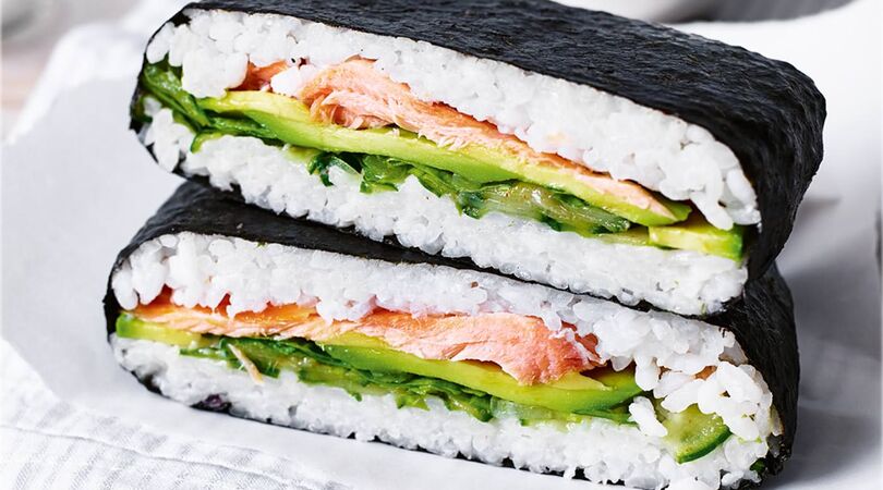 Deze sushi sandwich gaat viral op TikTok en zo maak je &lsquo;m