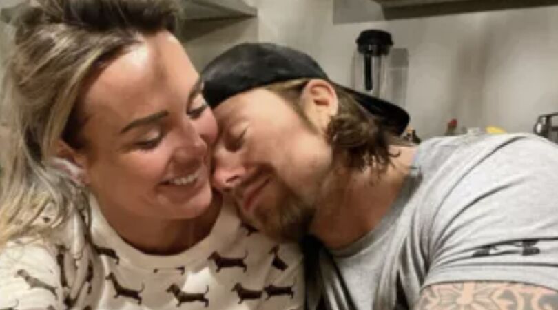 Andr&eacute; en Monique samen op vakantie om deze reden