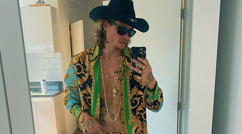 Omg! Tony Junior gespot met de ex van Bram Krikke