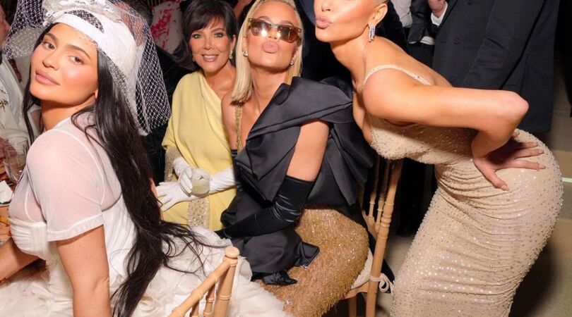 Dit waren de looks van de Kardashians tijdens het Met Gala 2022