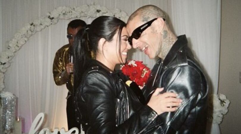 Wauw: in deze Dolce & Gabana jurk trouwde Kourtney Kardashian