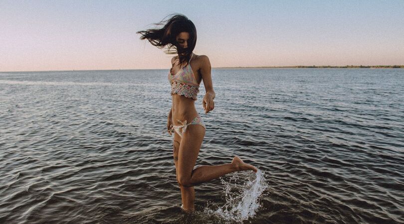 menstruatie-stopt-tijdens-zwemmen