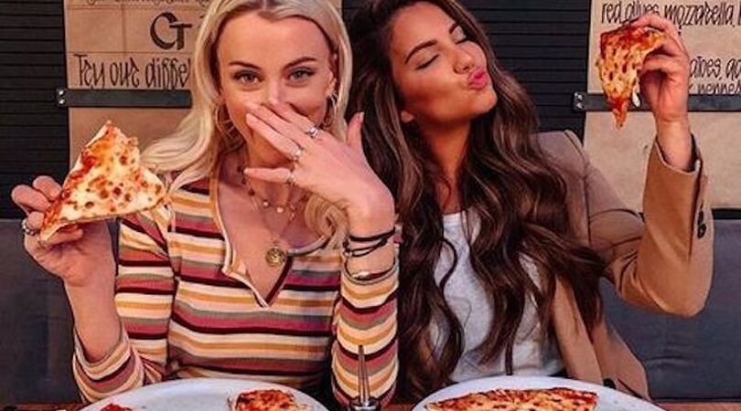 frikandel-speciaal-pizza