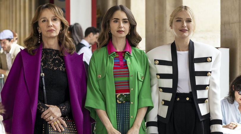 emily-in-paris-outfits