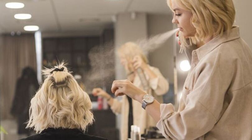 kapper weet dat je zwanger bent