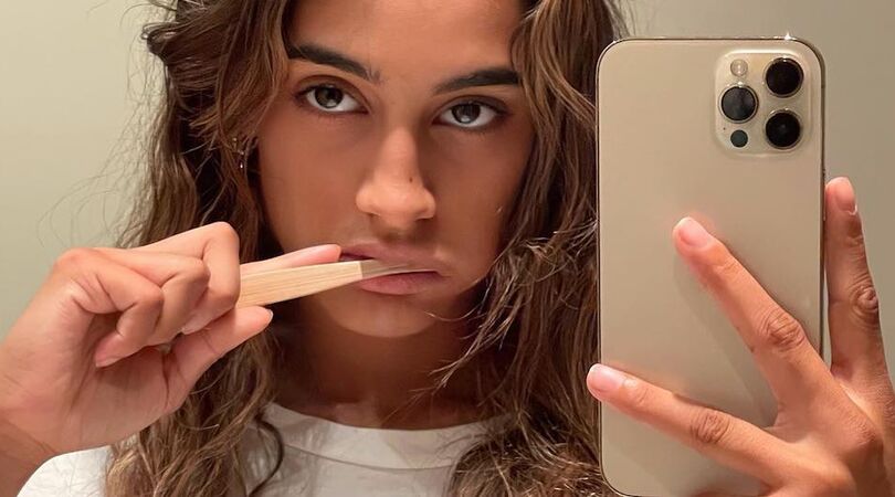 niet-tandenpoetsen-onder-de-douche