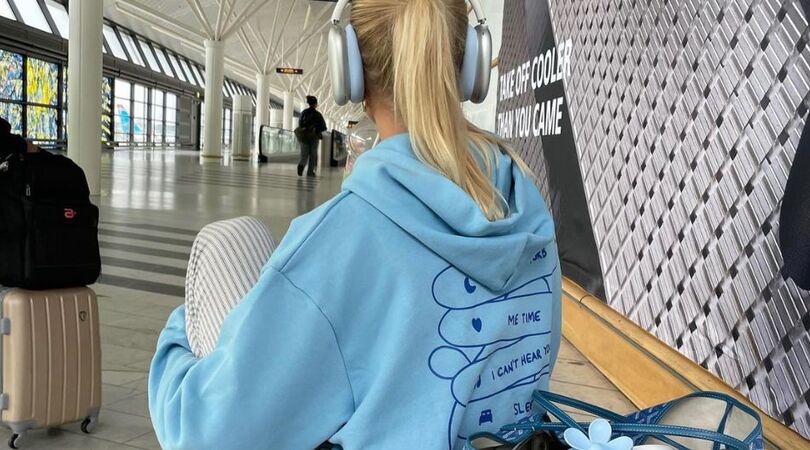 5-outfits-voor-in-het-vliegtuig