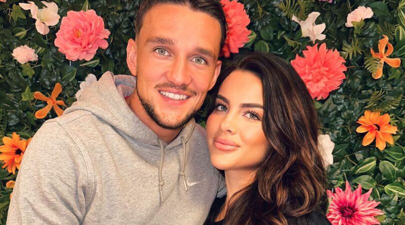 Beschuit met blauwe muisjes: EOTB-Dion en vriendin Destiny zijn trotste ouders geworden van hun zoontje