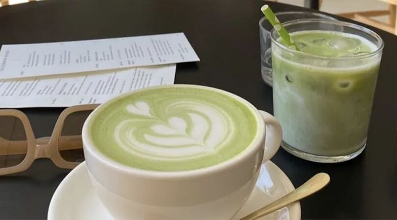 Niet meer de deur uit Albert Heijn heeft nu matcha koffie cupjes