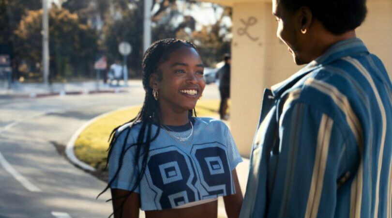 Scene uit Forever op Netflix.