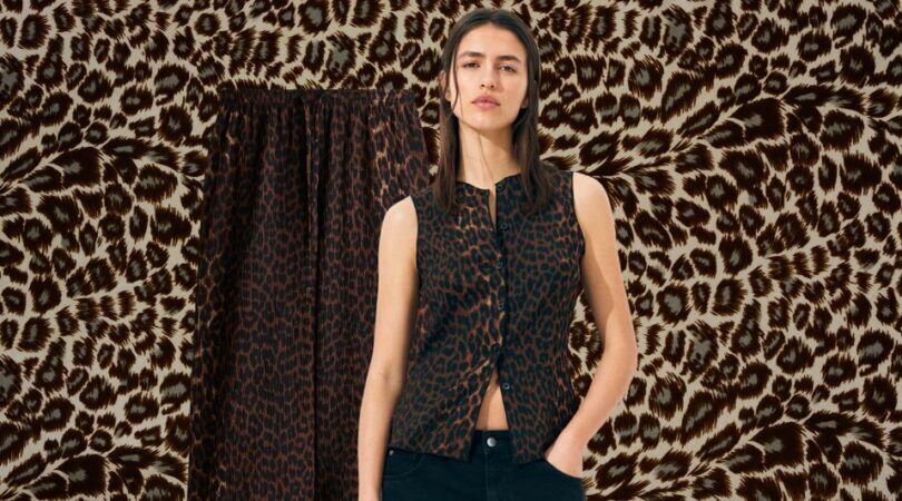h&m model met luipaardprint setje, met luipaardprint achtergrond