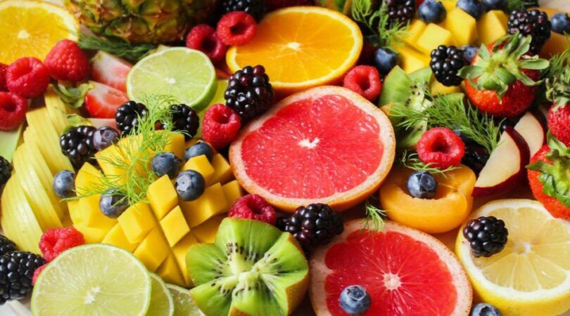 Veel verschillende soorten fruit.