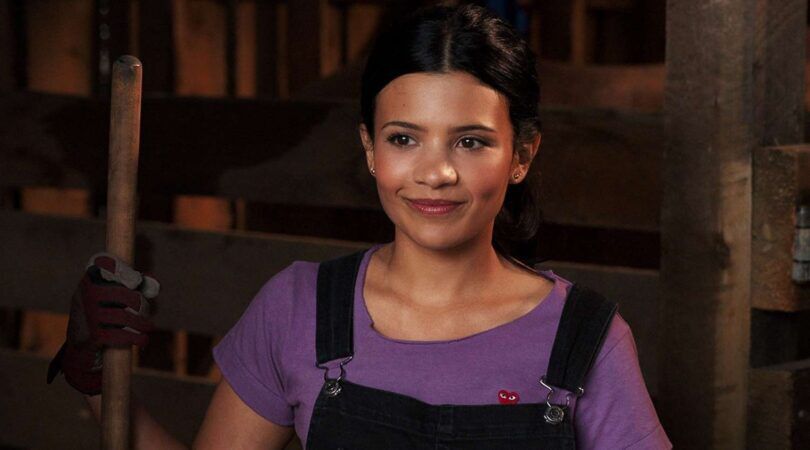 Jackie uit My Life With The Walter Boys.