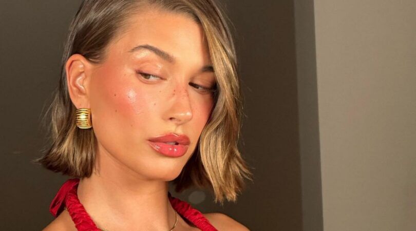 Hailey Bieber.