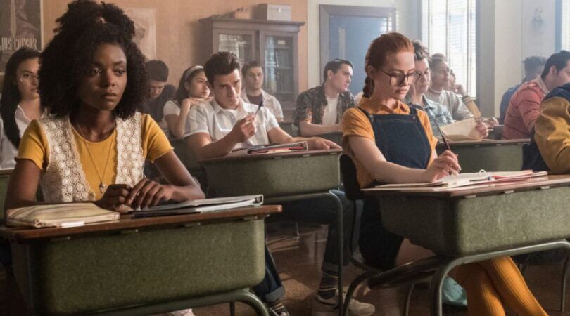 Klaslokaal met scholieren.