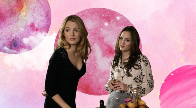 Serena en Blair uit Gossip Girl met een roze achtergrond en planeten.