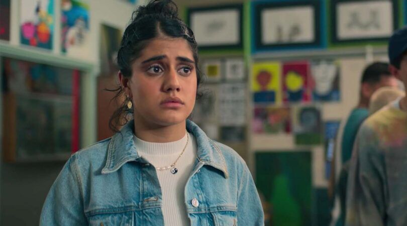 Amerie uit Heartbreak High kijkt bezorgd.