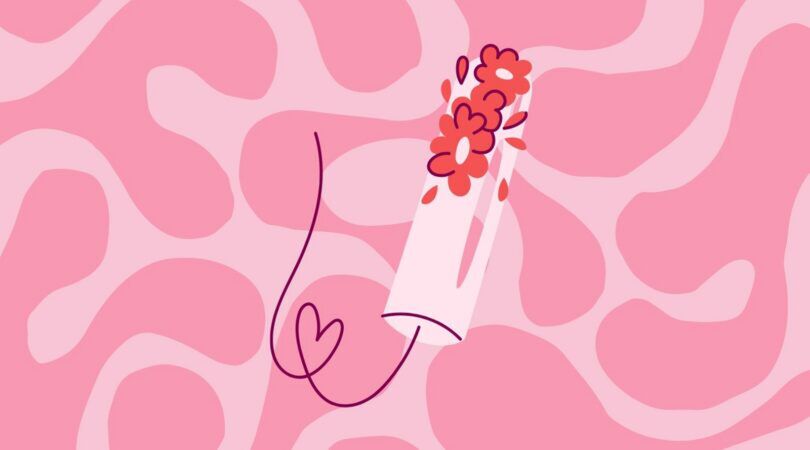 Een tampon met bloemetjes.