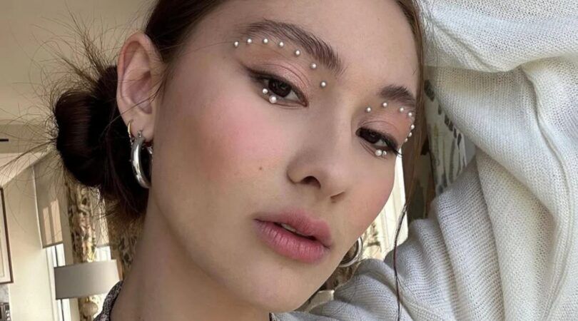 Feestelijke make-up.