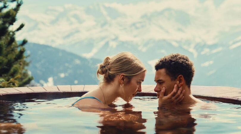 Louise en Daan in een bad.