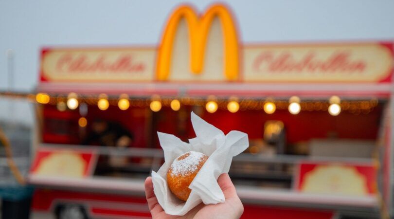 De oliebollenkraam van McDonald's