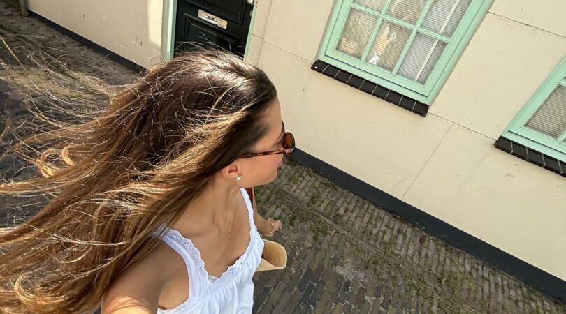 Zaar Goedemans is aan het wandelen