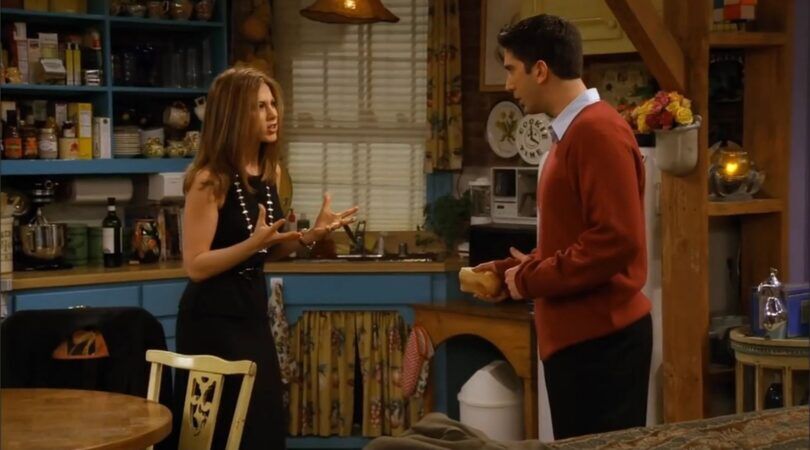 Ross en Rachel uit Friends praten met elkaar.