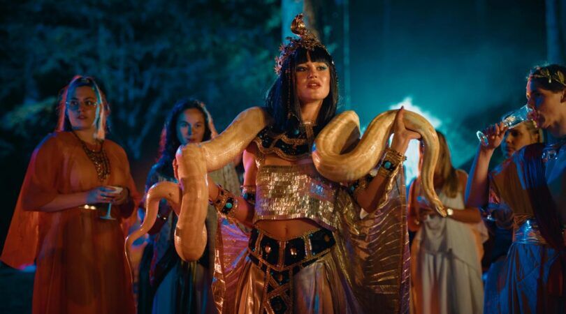 Nola Elvis Kemper in Knokke Off.