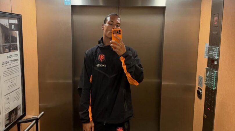 Spiegelfoto Virgil van Dijk.